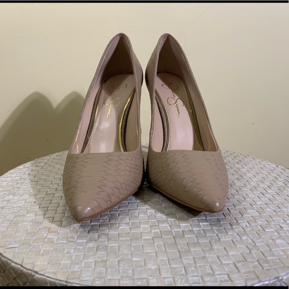 Jessica Simpson women heels - Picture 9 of 10